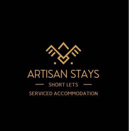 Stunning Tropical Oasis In Southend-On-Sea By Artisan Stays I Weekly Or Monthly Stay Offer I Free Parking I Sleeps 7 Екстериор снимка